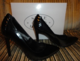 new steve madden pumpper pumps / heels size 7.5 black patent synthetic - $45.00
