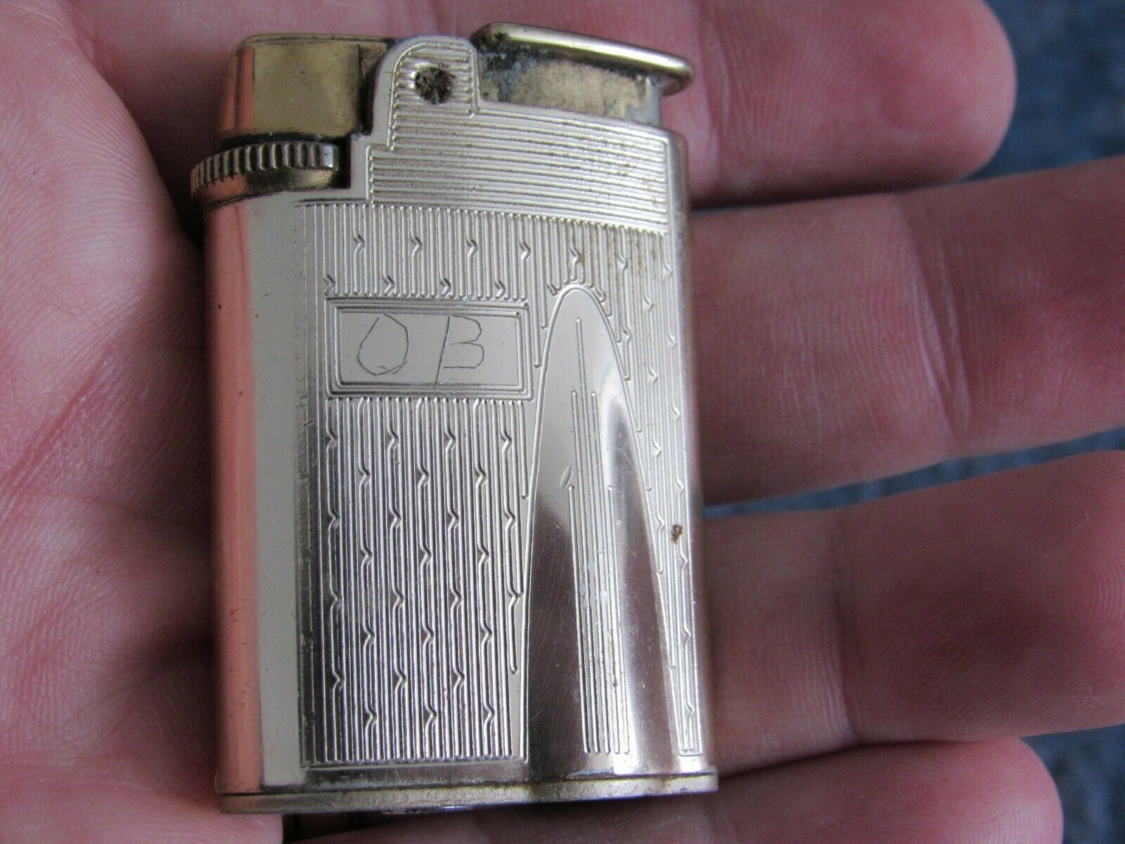 Vintage Gold Toned Ronson Varaflame Starfire Lighter Skyscraper Art ...