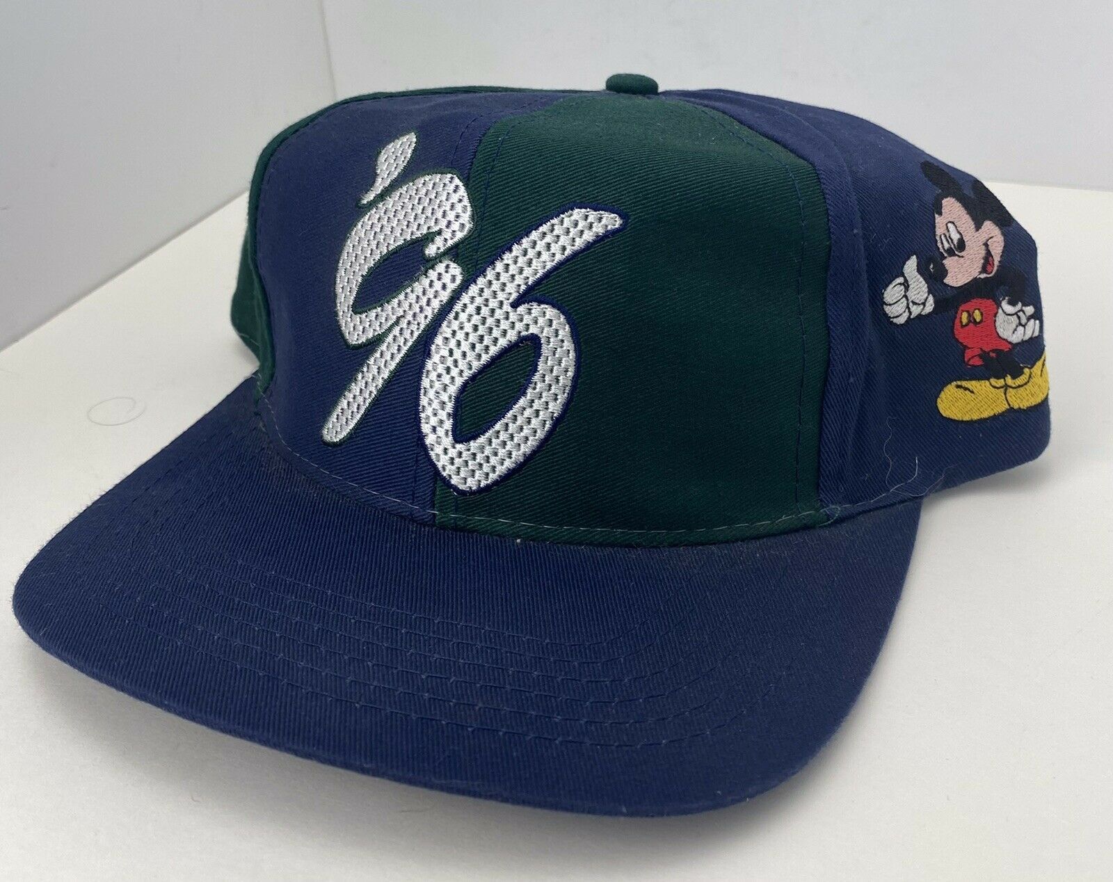 Walt Disney World Mickey Mouse Hat 