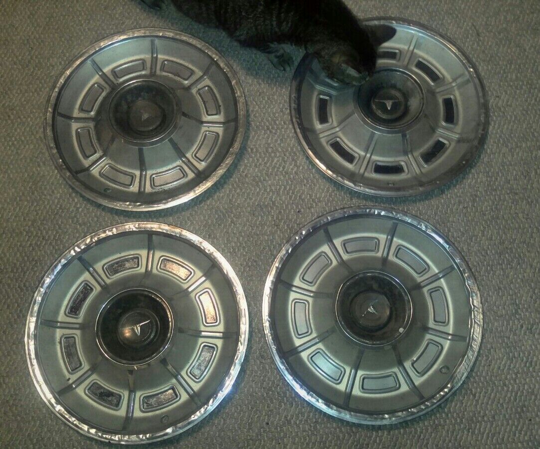 Vintage Full Set of Ford Maverick Hubcaps 1970's Era Hub Caps Wheel