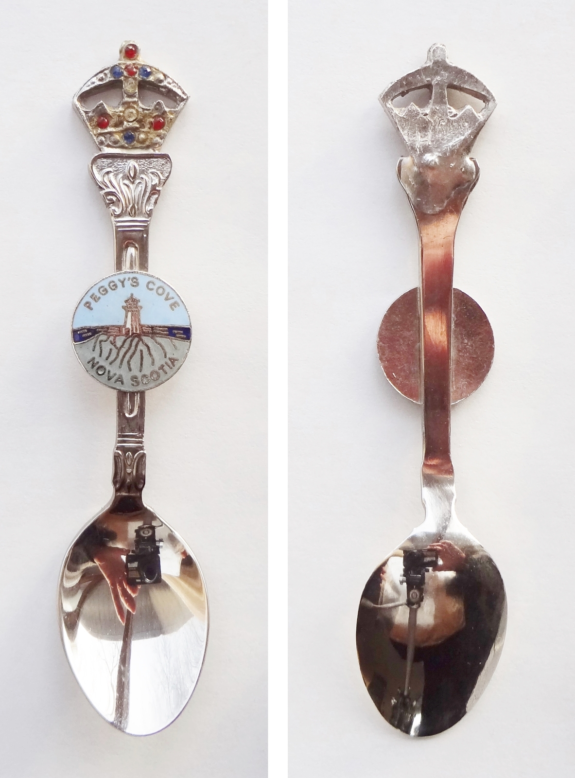 Collector Souvenir Spoon Canada Nova Scotia Peggys Cove Jeweled Crown