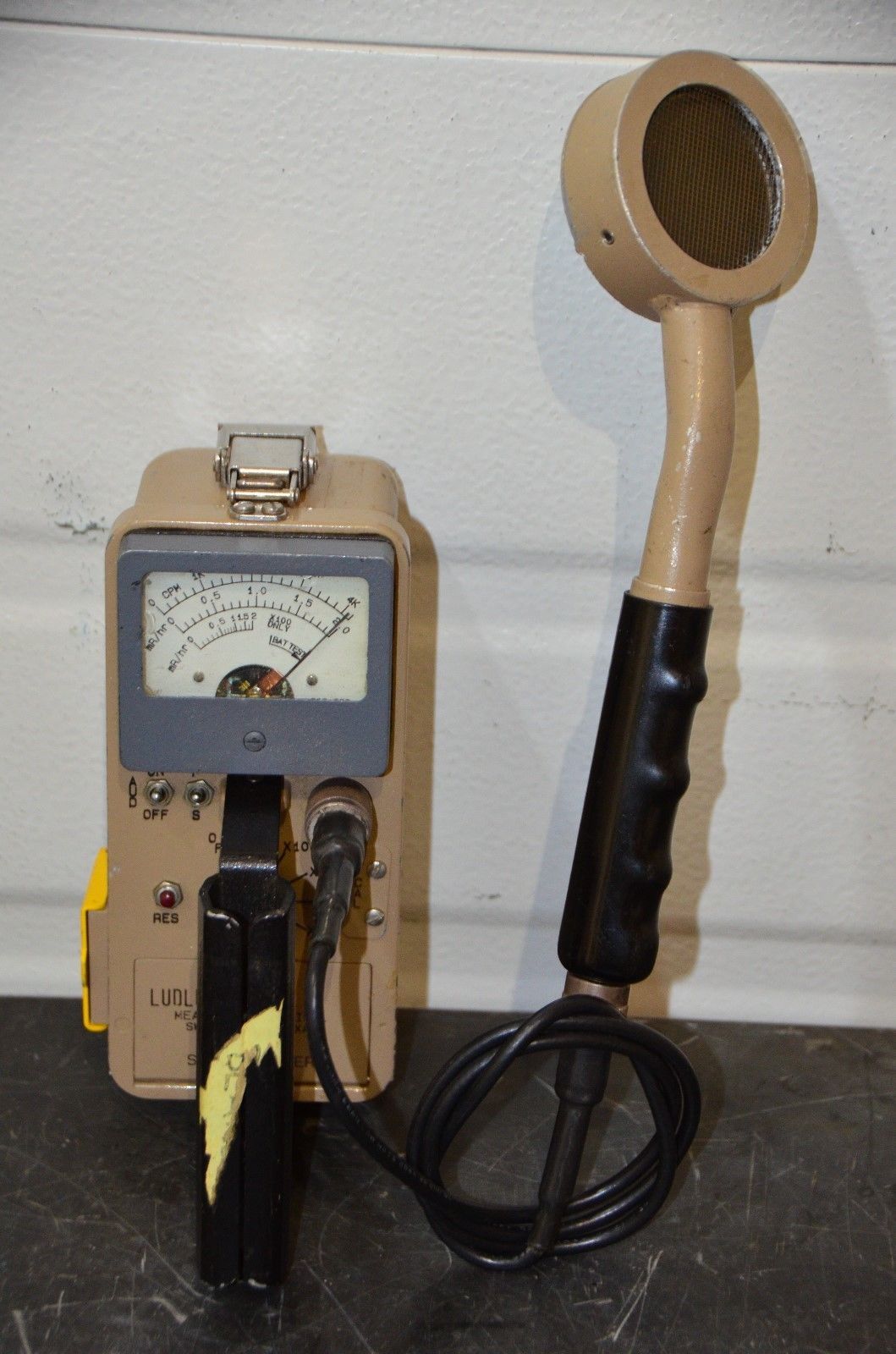 Ludlum Model 3 Survey Meter with Check and 50 similar items