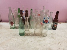 Vintage Soda Pop  Bottle 12 Oz Towne Club 