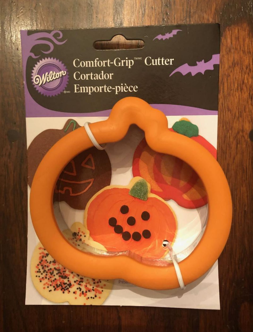 Primary image for WILTON HALLOWEEN FALL PUMPKIN COMFORT GRIP STAINLESS STEEL COOKIE CUTTER