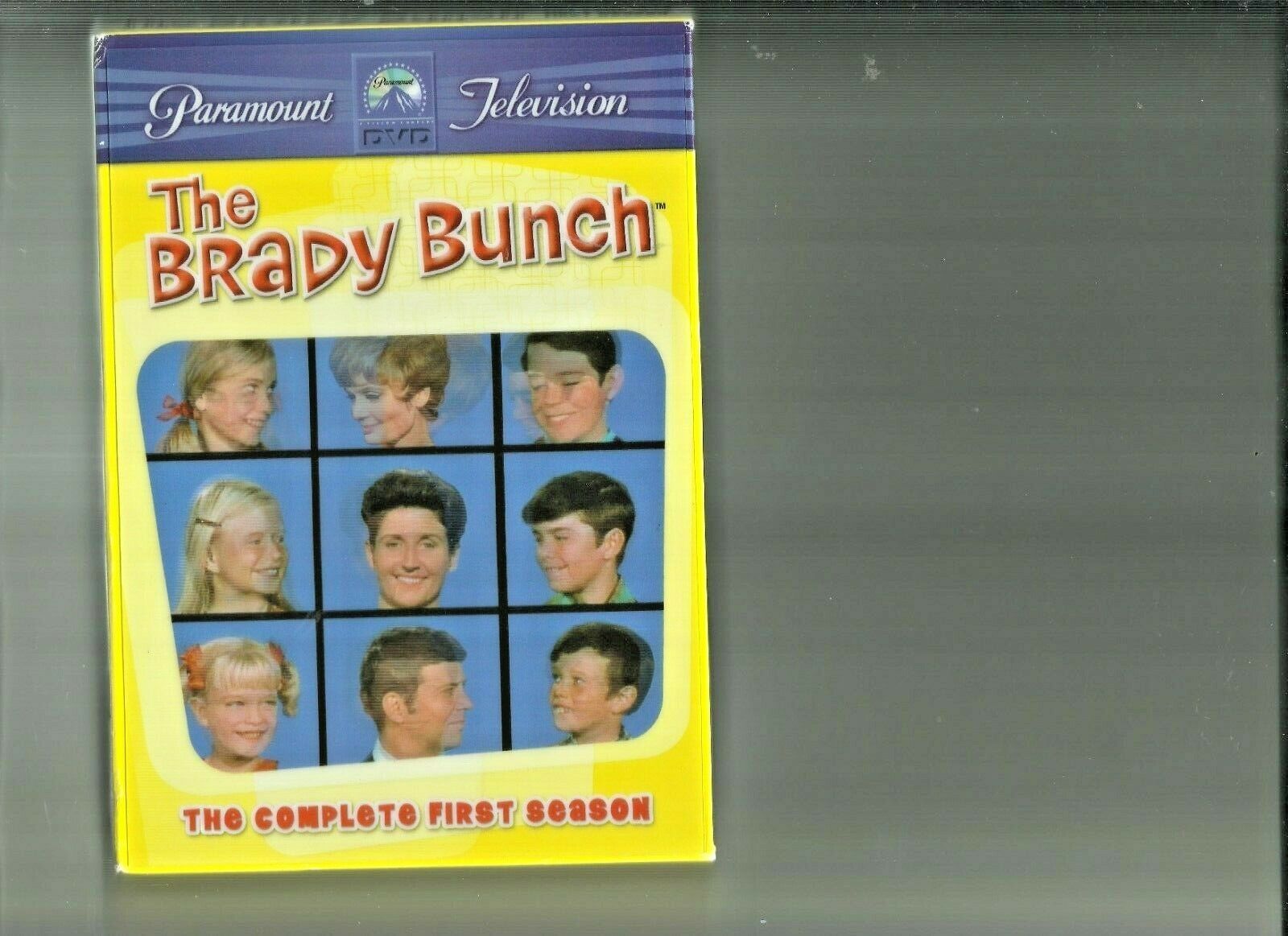 The Brady Bunch The Complete First Season DVD Plus Special Features ...