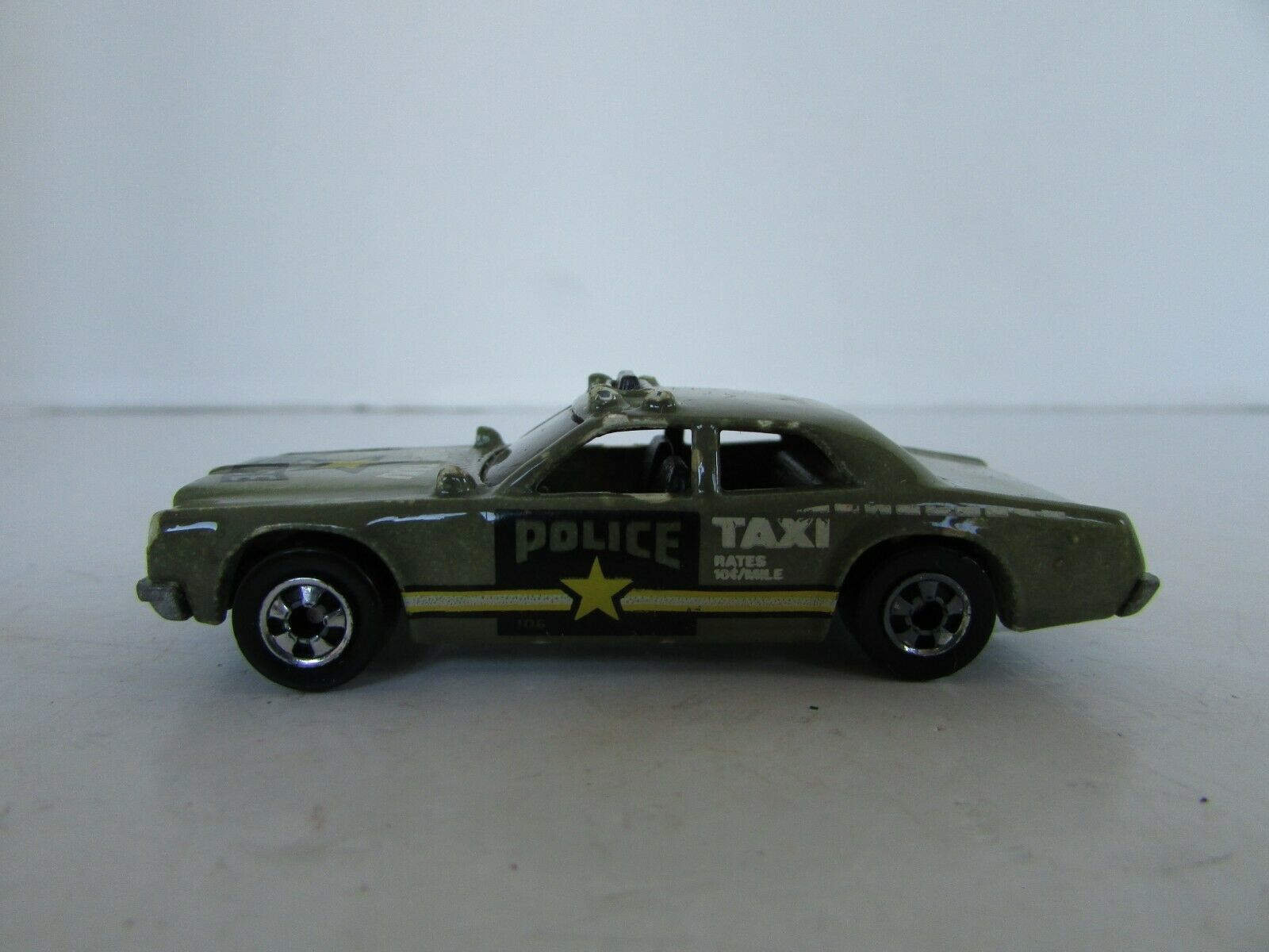 hot wheels star taxi police car