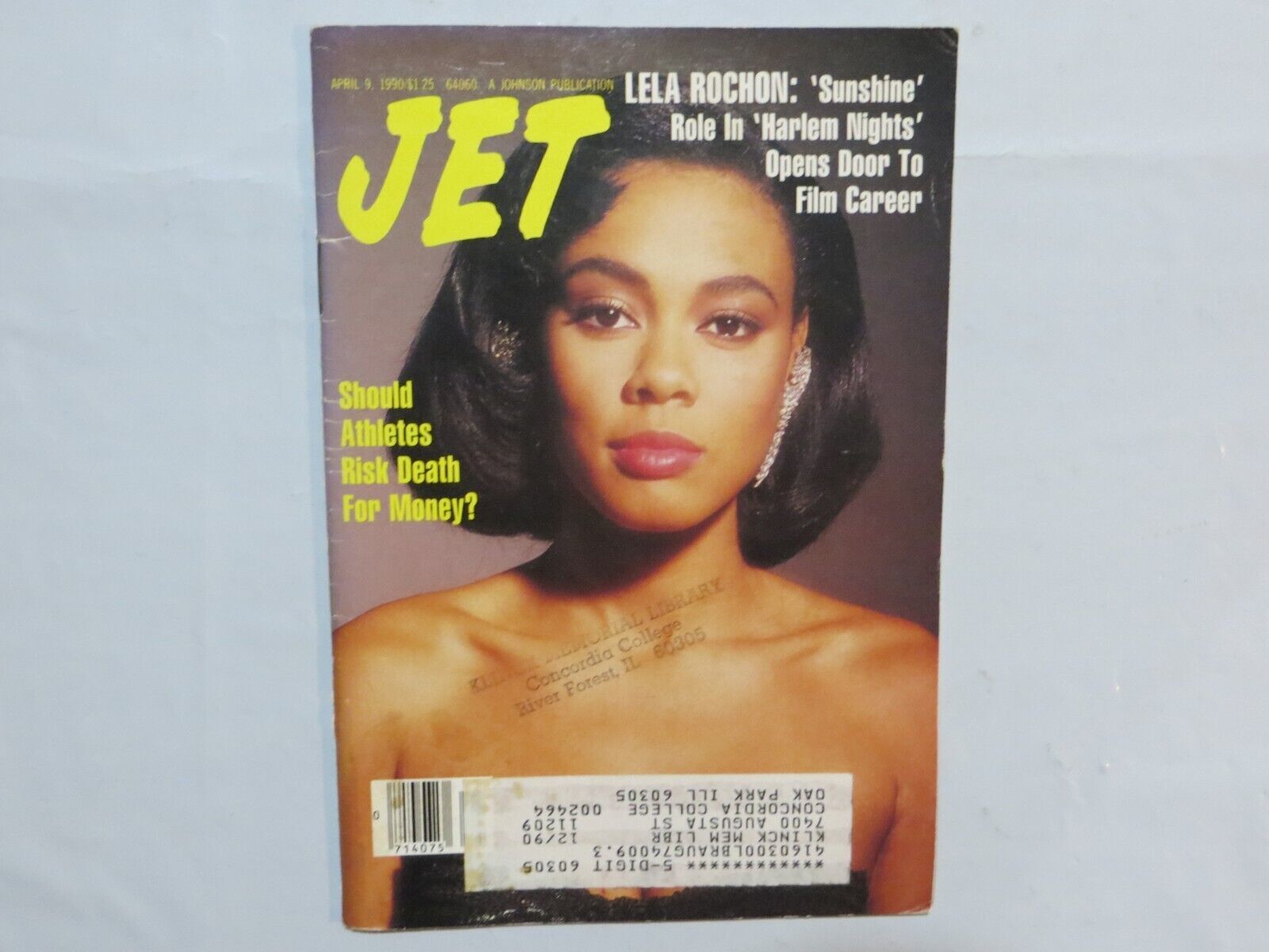 1990 April 9 JET Magazine, Lela Rochon in ‘Harlem Nights’ 9H - Magazines