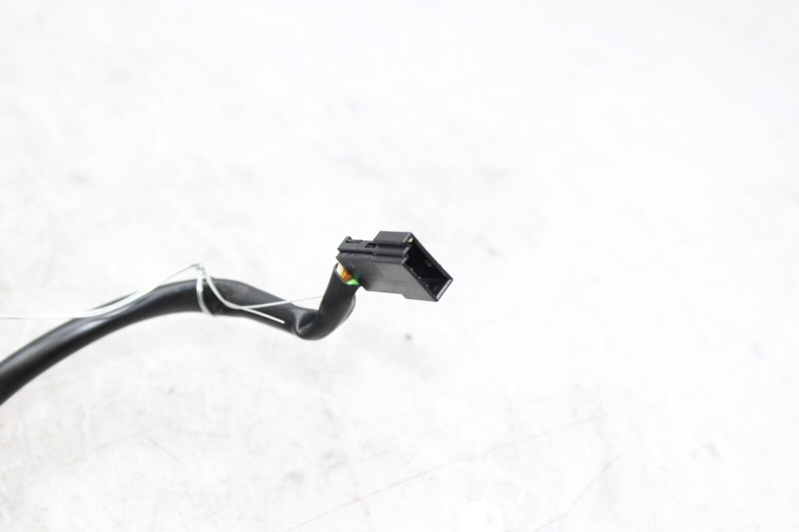 0913 BMW X3 Front Left Driver Seat Headrest Adjustment Motor Brose