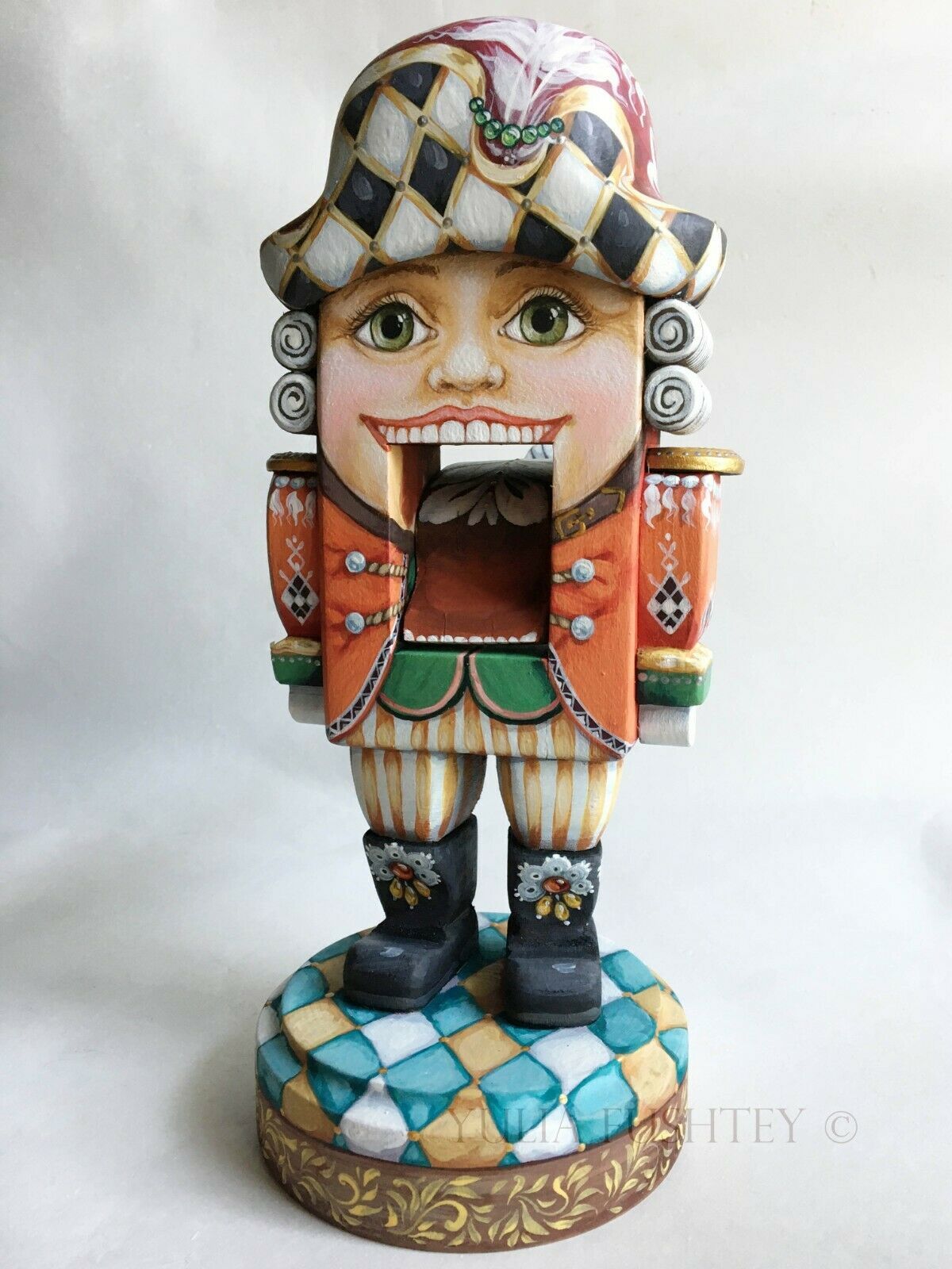 Vintage Standing Nutcracker Soldier Collectible Christmas Decor Toy
