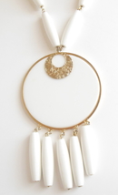 Bold White Circle Pendant Necklace Celebrity Jewelry Plastic Beads Gold ... - $14.95