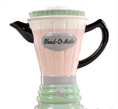 Retro Blend-O-Matix Design Teapot 30 oz 8" x 5" x 8.5" H Kitchen Blender Tea