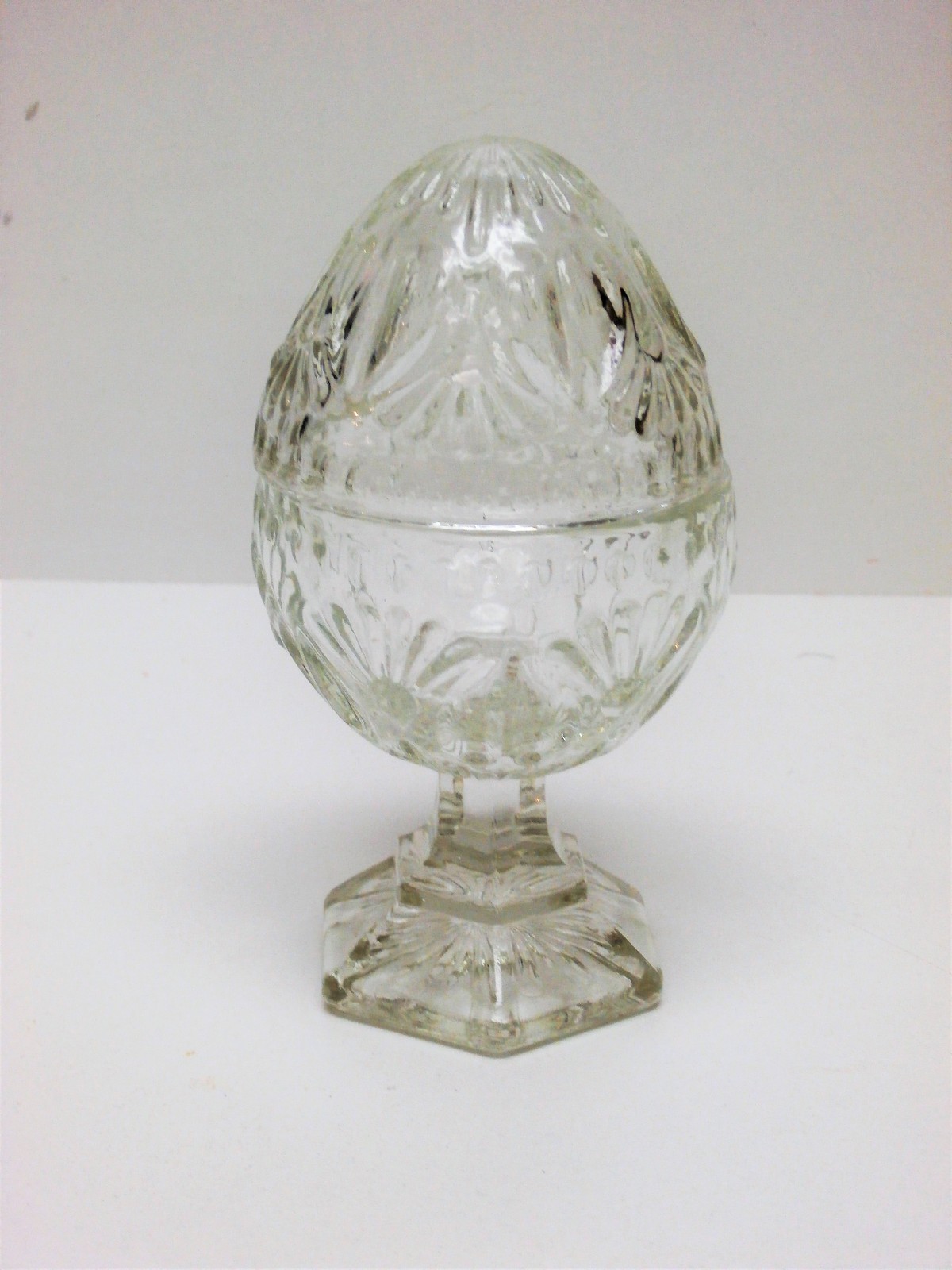 Avon Crystal Egg Shaped Pedestal Base Candle Holder 1980 Candle Holders