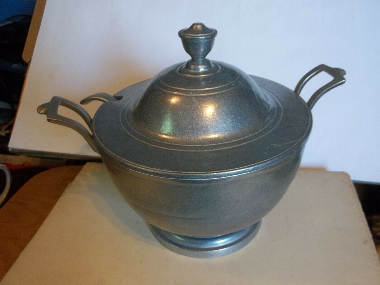 Vintage Wilton Columbia PA RWP Pewter Round Serving Bowl with Lid and