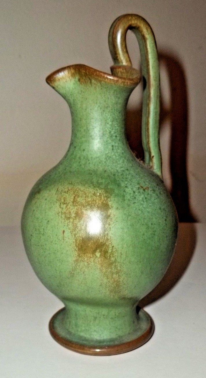 A.R.Cole North Carolina Art Pottery Rebecca 7 1/2 inch matte green