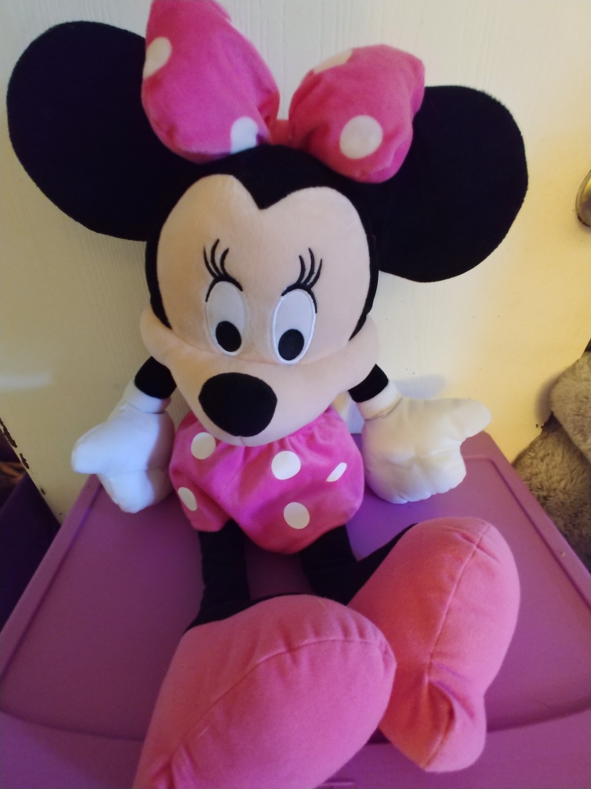 minnie mouse stuffed toy
