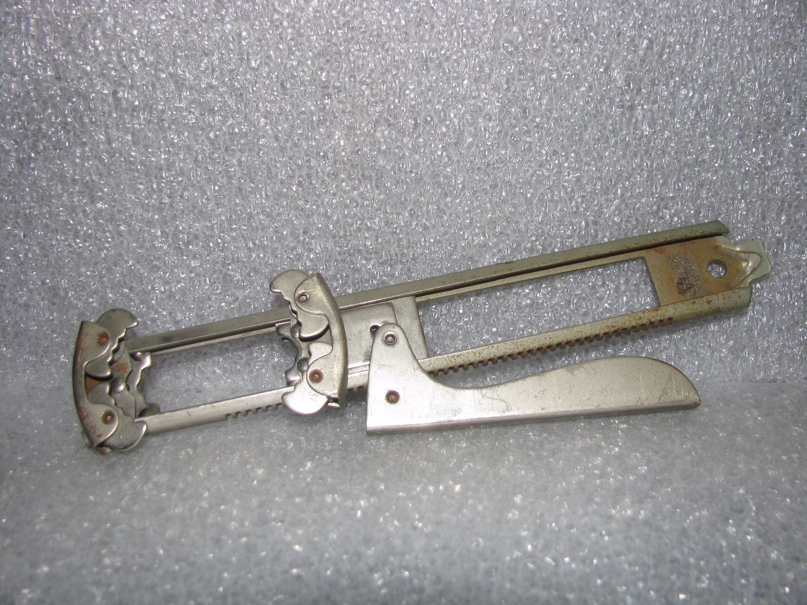 Vintage Interpur Ratchet Ratcheting Jar Can Lid Cap Opener Openers