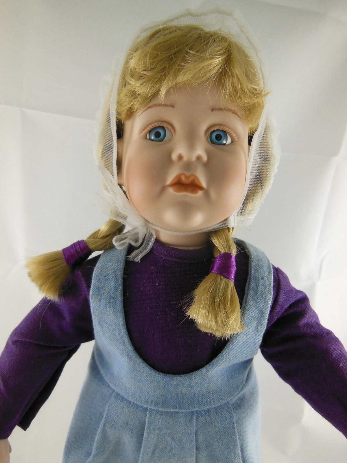 [Letter3 5] Danbury Mint Doll - 8852dse