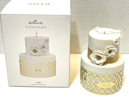 Hallmark Keepsake Wedding Cake 2019 I Do Ornament Decoration Terri Steiger - $19.53