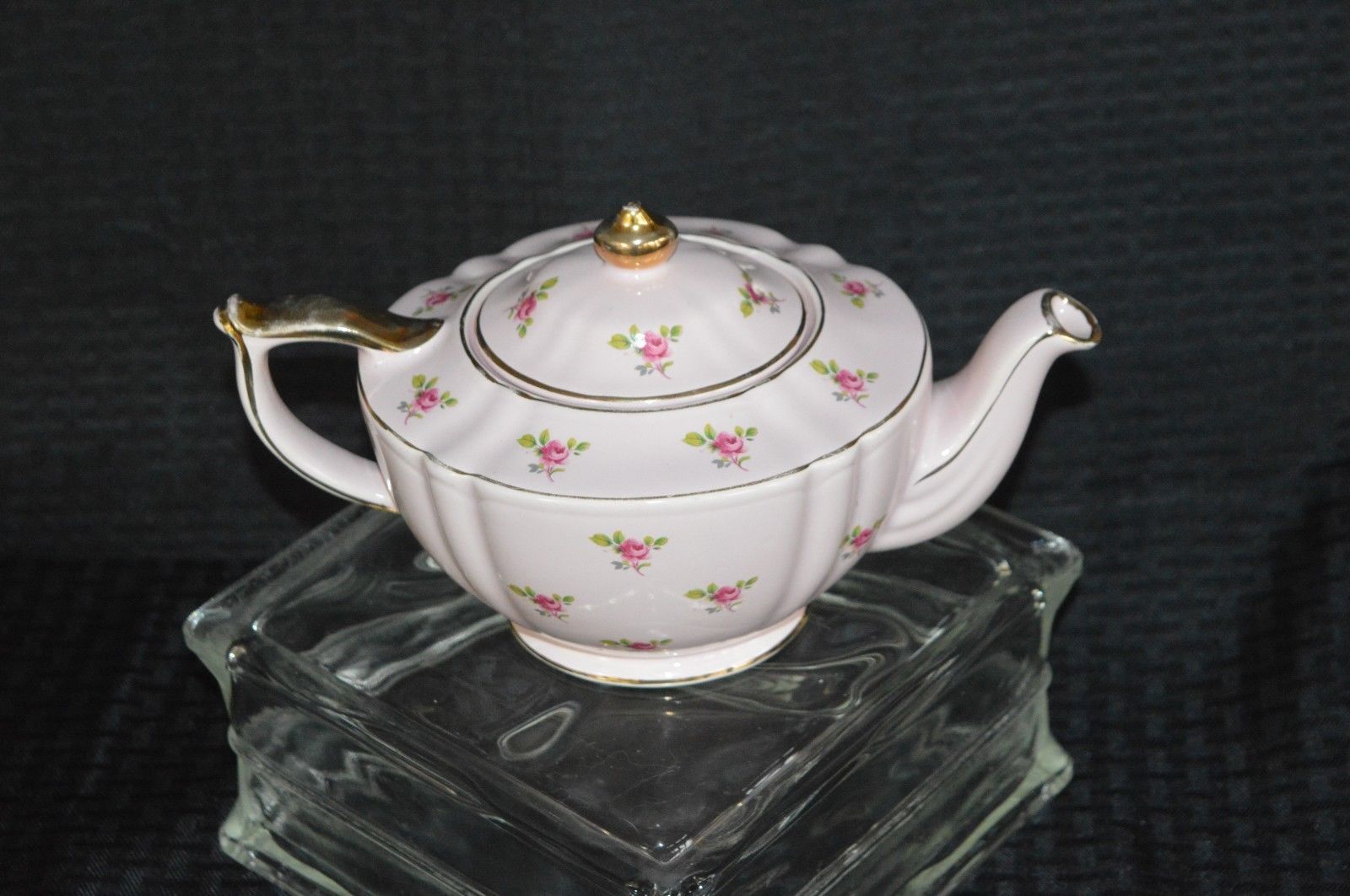 Vintage James Sadler England Pink Teapot ROSES Chintz Gold Trim 2353