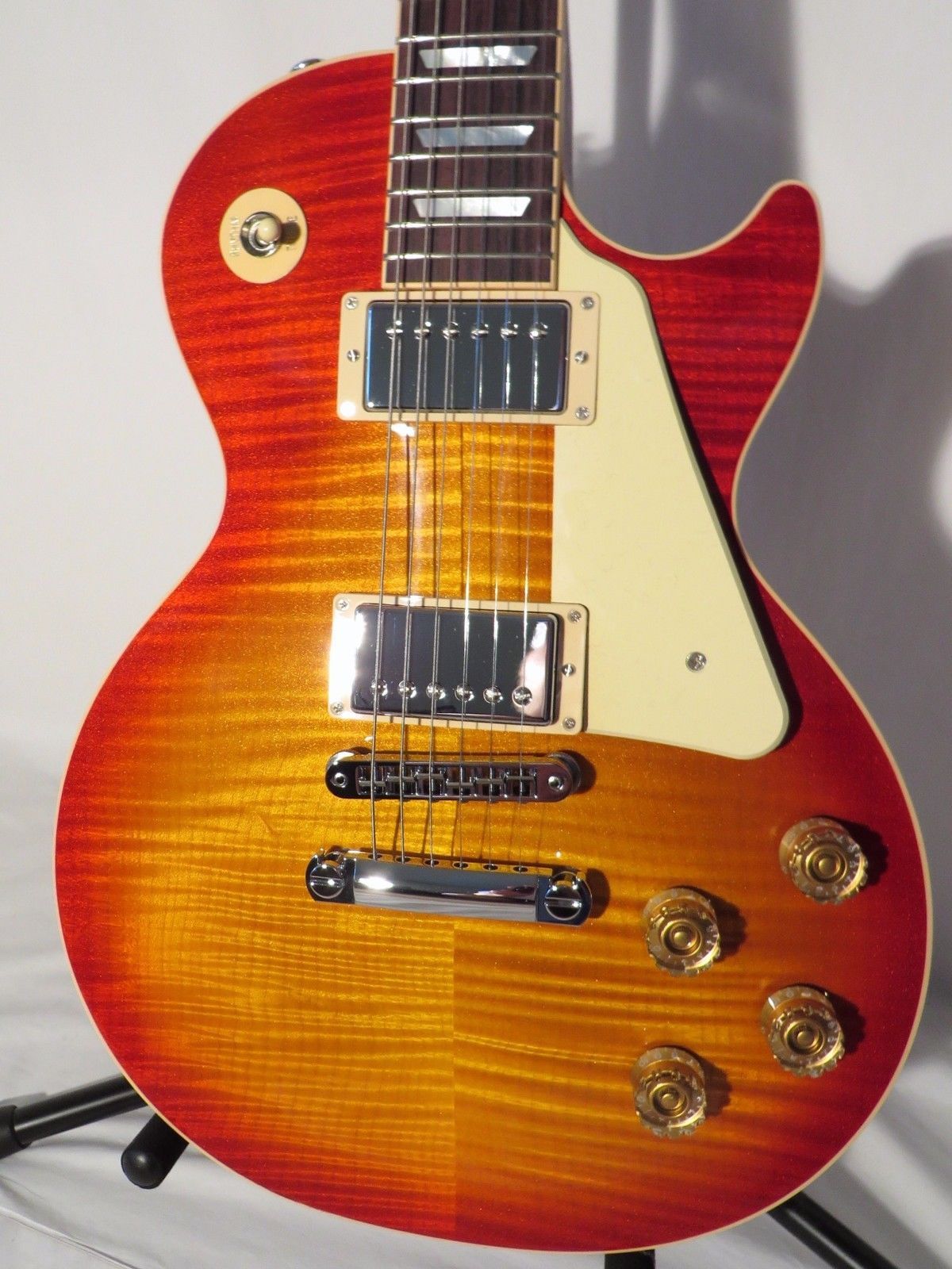 Gibson Les Paul Standard Heritage Cherry Sunburst Candy Flame Top 2015
