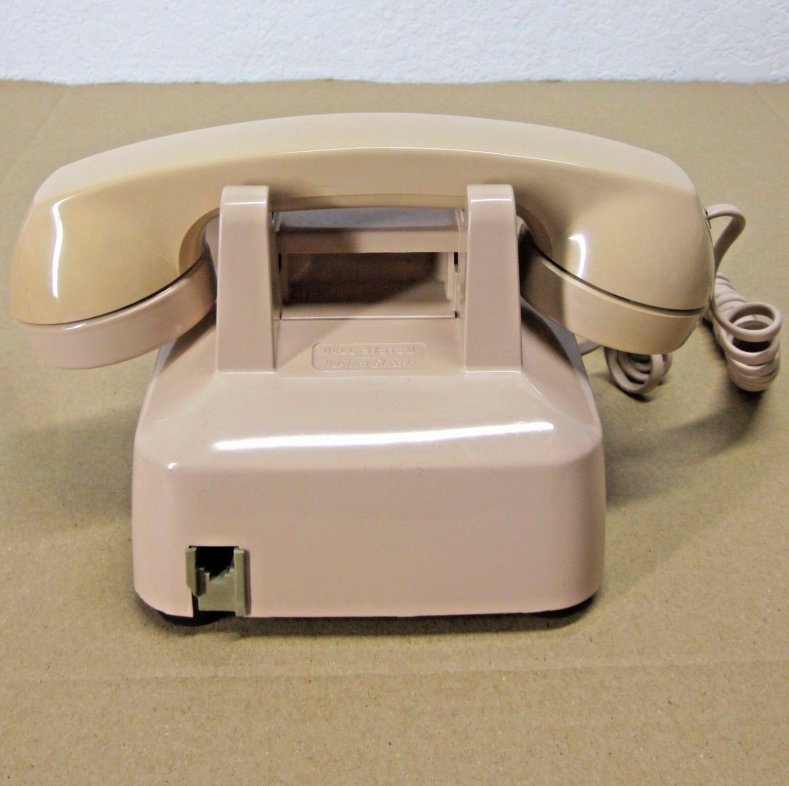 Bell System Western Electric Beige Push Button Desk Phone Model 2500 ...