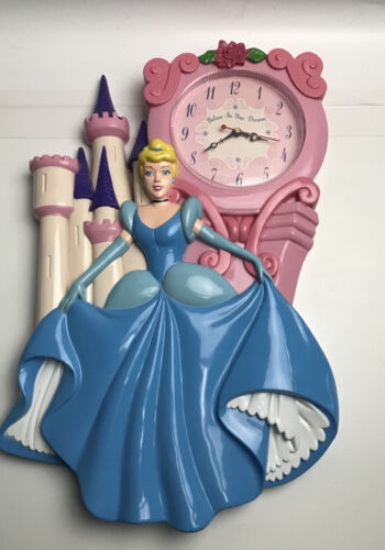 Vintage Disney Cinderella Wall Clock Castle Believe In Your Dreams 14x10 Plastic - $12.65