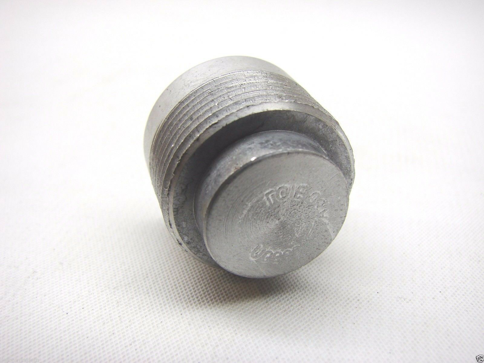 New Appleton A.T.X 095491 Metric Aluminum Threaded Closure Plug M25 X 1.5 b142