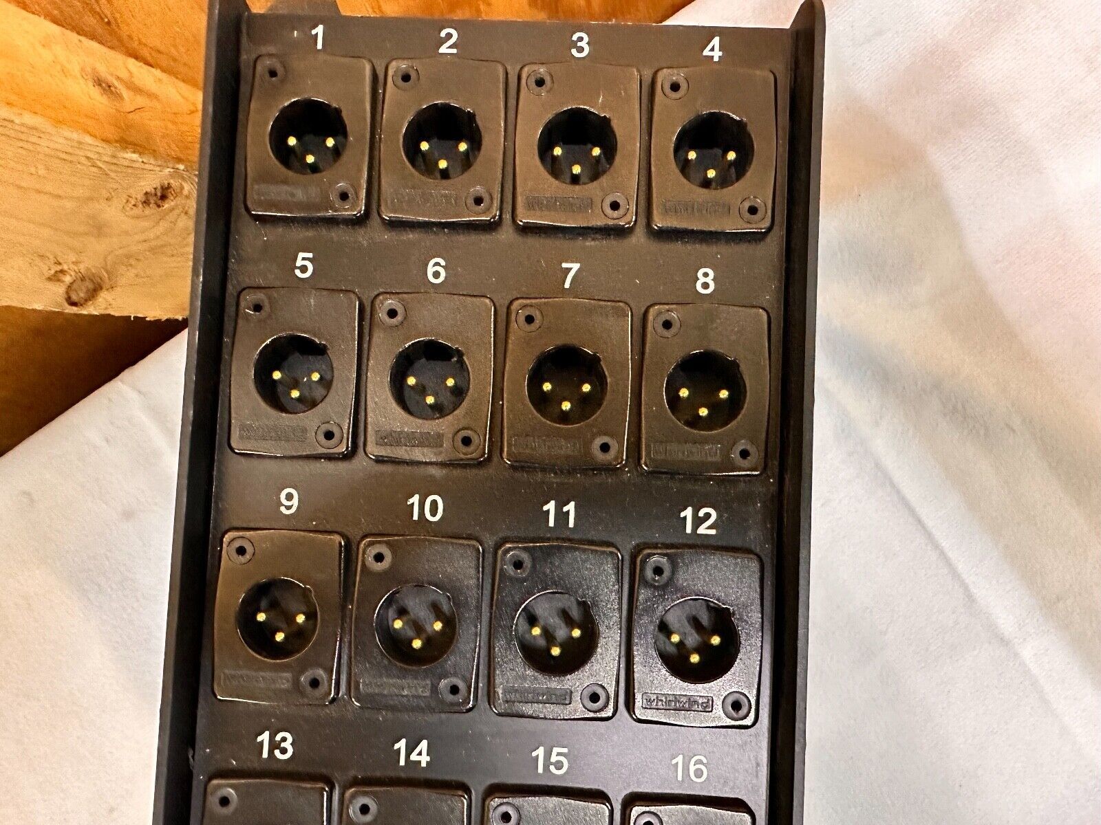 Whirlwind 24 Channel Male XLR Snake Stage Box w/Multipin Cable