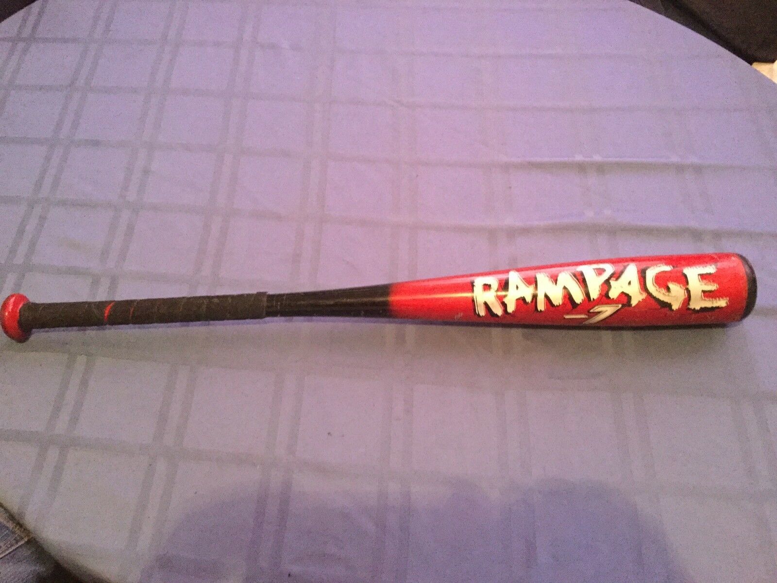 easton 28 inch bat