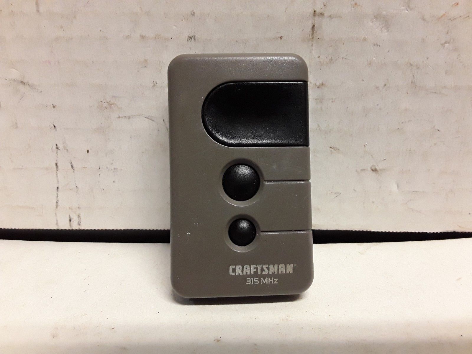 garage door remote buttons