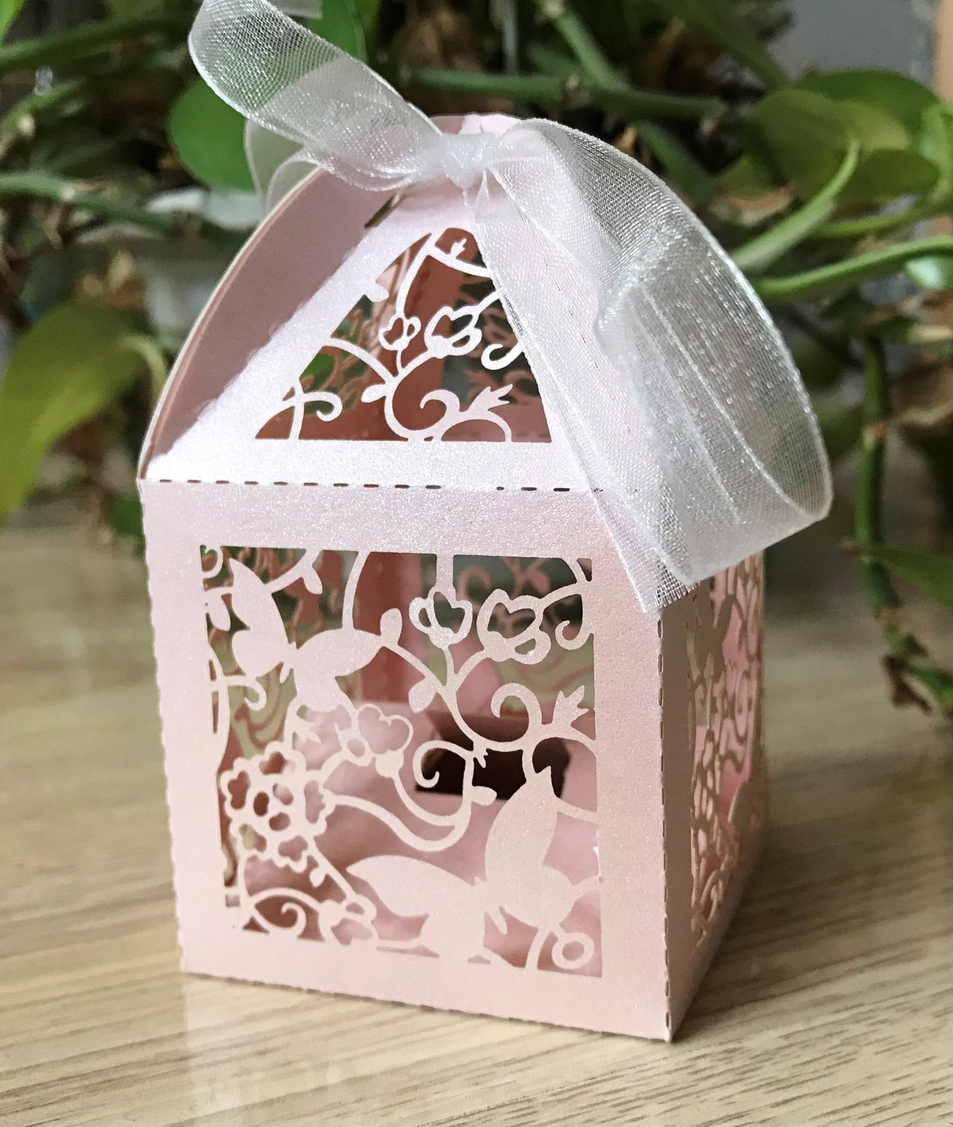 100pcs butterfly laser cut gift boxes,customized wedding favor boxes,candy boxes