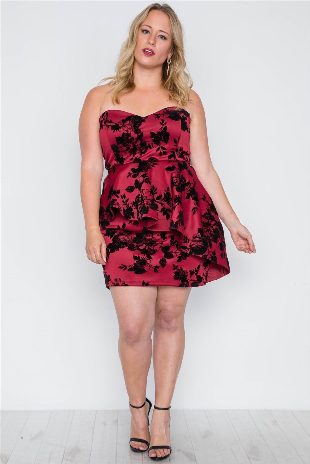 Women's Plus Size Strapless Mini Dress - Dresses