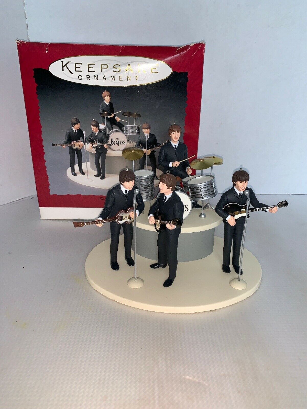 Hallmark Keepsake Ornament The Beatles Gift Set Of 5 + Microphones
