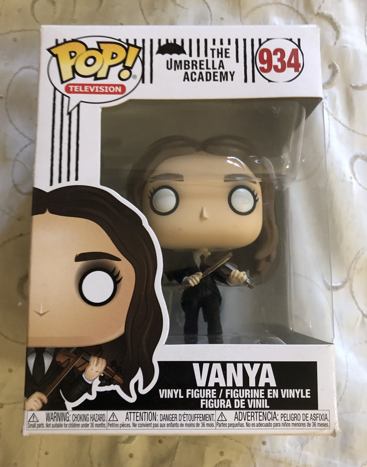 Funko Pop! TV: Umbrella Academy- Vanya vinyl Figure 934 - Funko