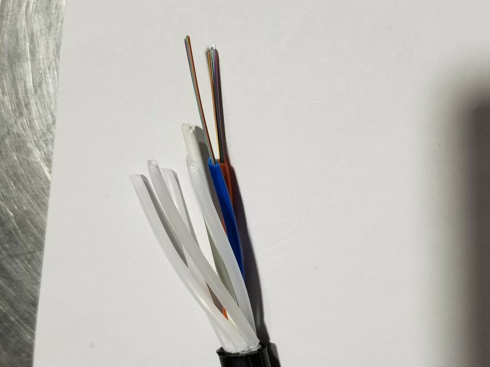 Corning 024ZU4T4F22D20 Altos 24Fiber SM Loose Tube GelFree