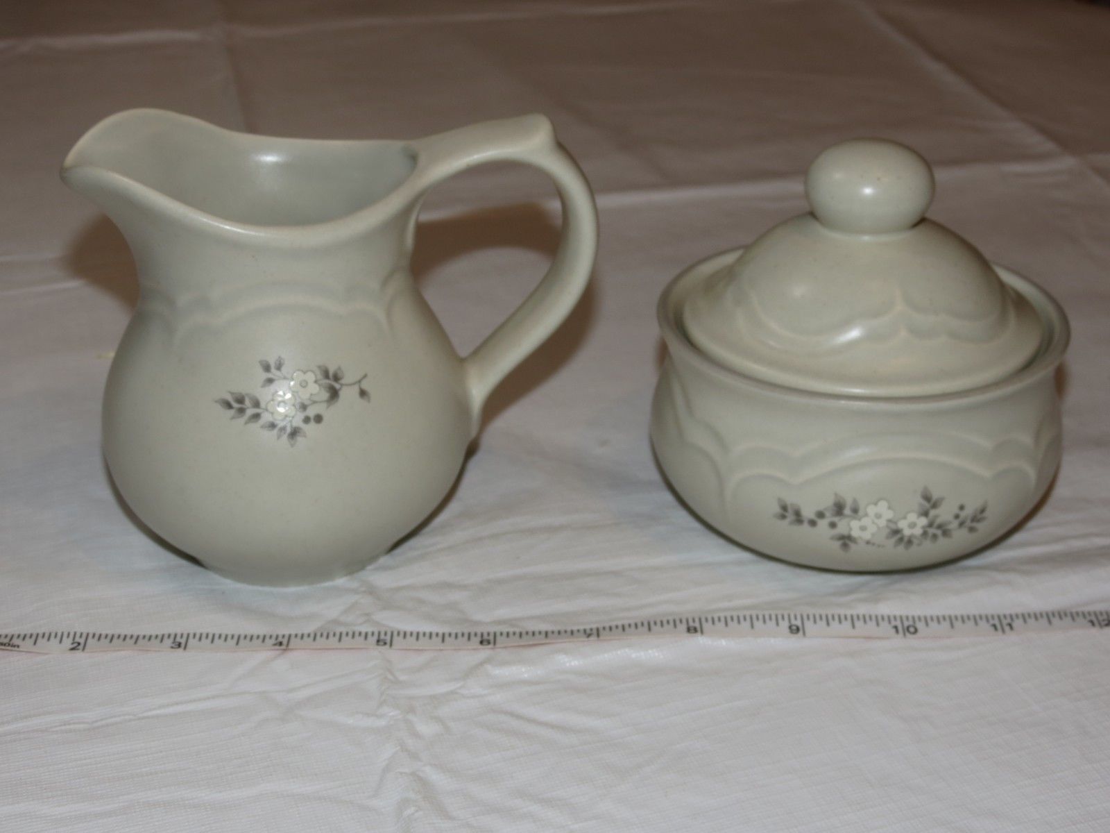 Pfaltzgraff Heirloom Creamer & Covered Sugar and 12 similar items