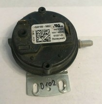 Honeywell IS20100-5853 Furnace Air Pressure Switch 101231-01 used #O102 - $23.38