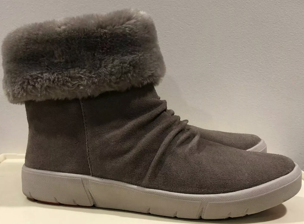 bare traps slate snow boot