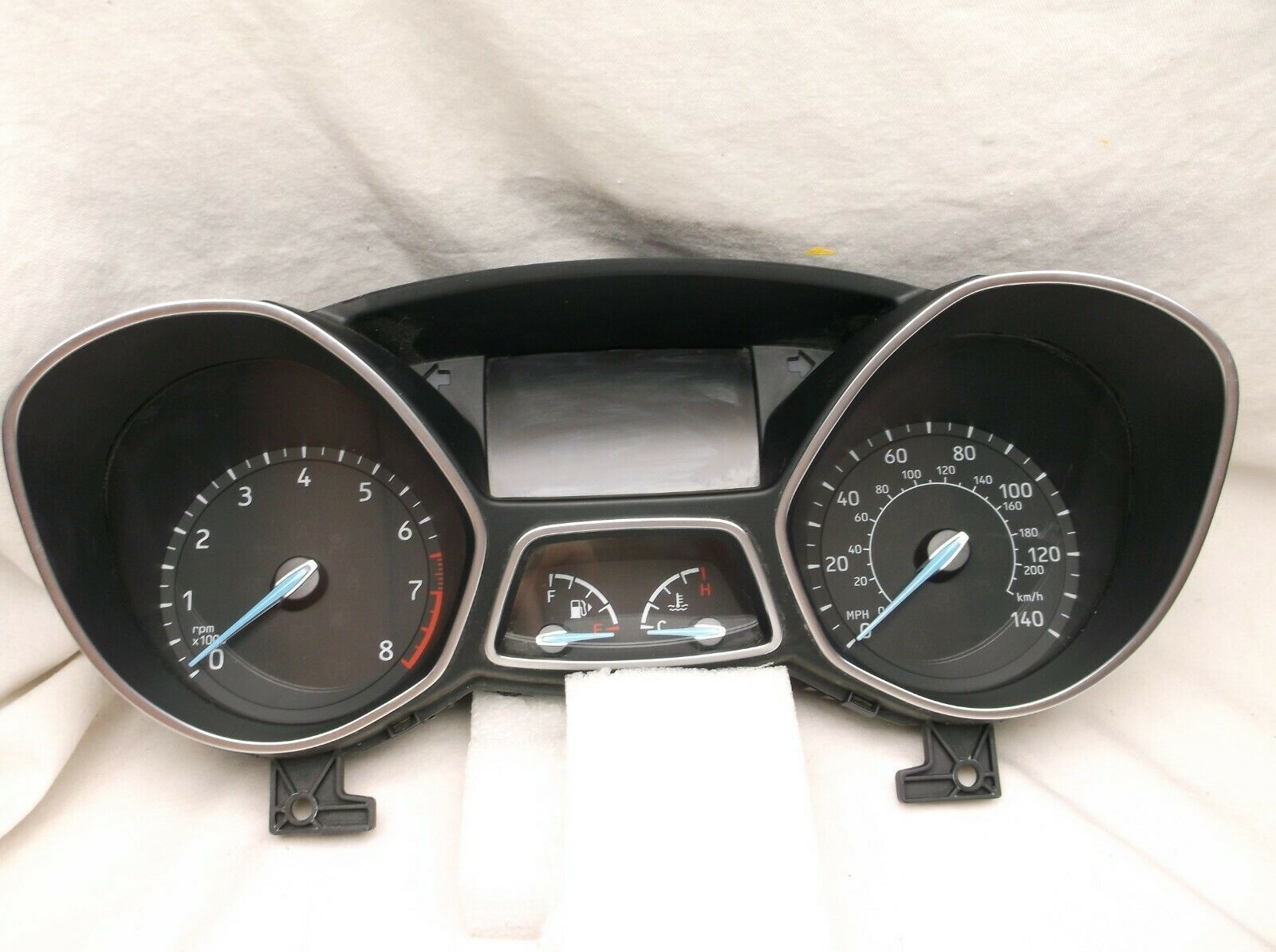 2015..15 FORD FOCUS 32K / SPEEDOMETER/INSTRUMENT CLUSTER Speedometers