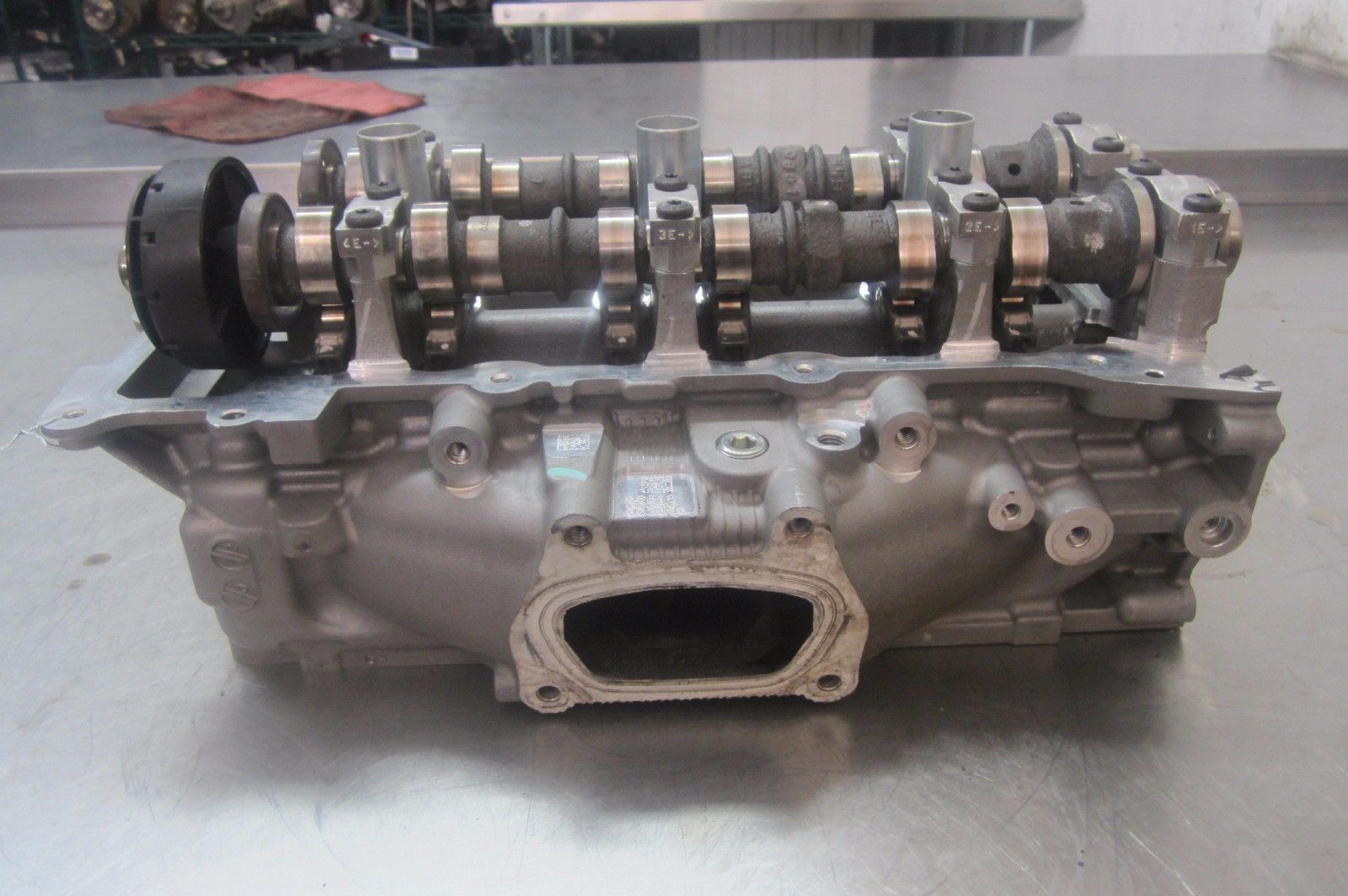 V203 RIGHT CYLINDER HEAD 05184510AI 2012 DODGE CARAVAN 3.6 DOHC