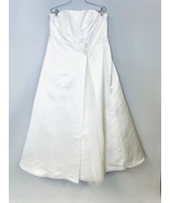 Davids Bridal Original Wedding Dress 16W White Simple Strapless Pre-Owned - $260.74