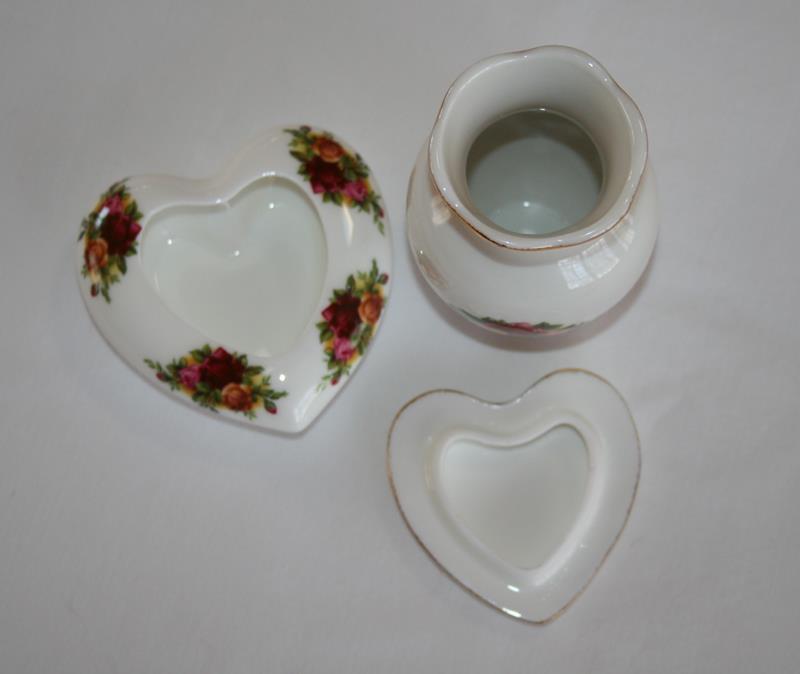 Royal Albert Bone China Old Country Roses And 31 Similar Items