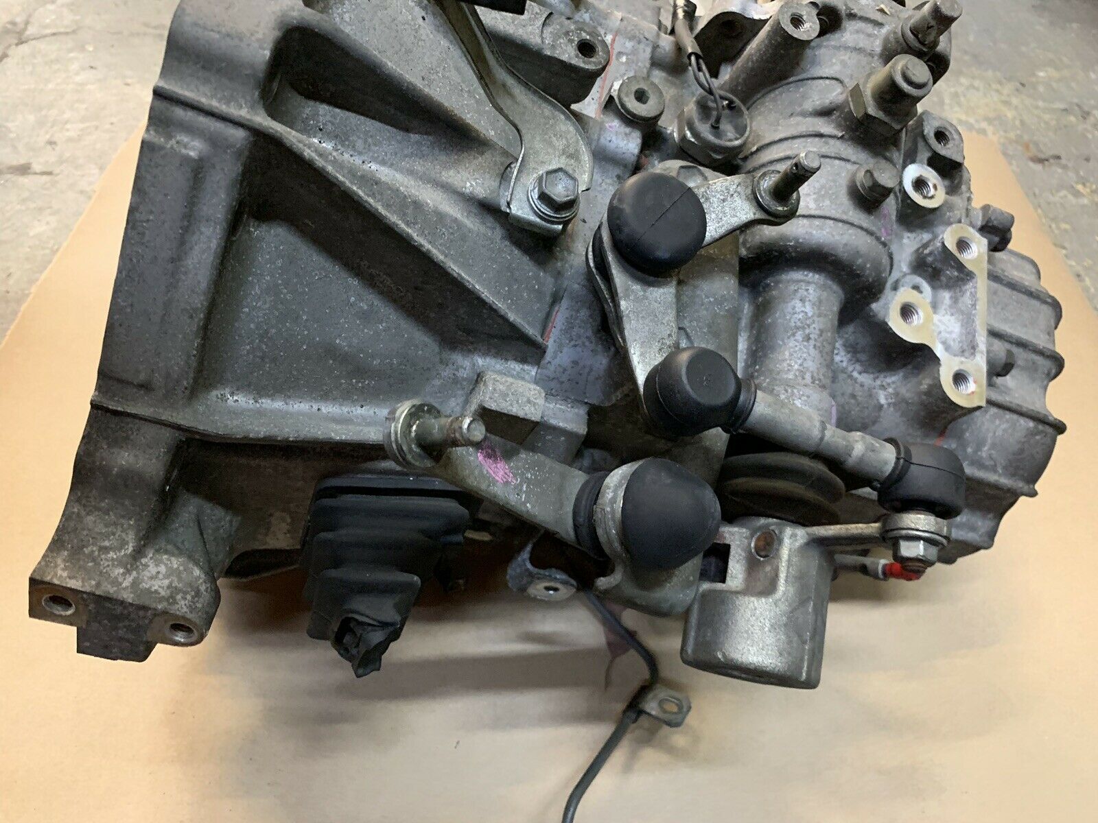 2010 Toyota Yaris 5SPD M/T 1.5 Manual Transmission 4614 Complete