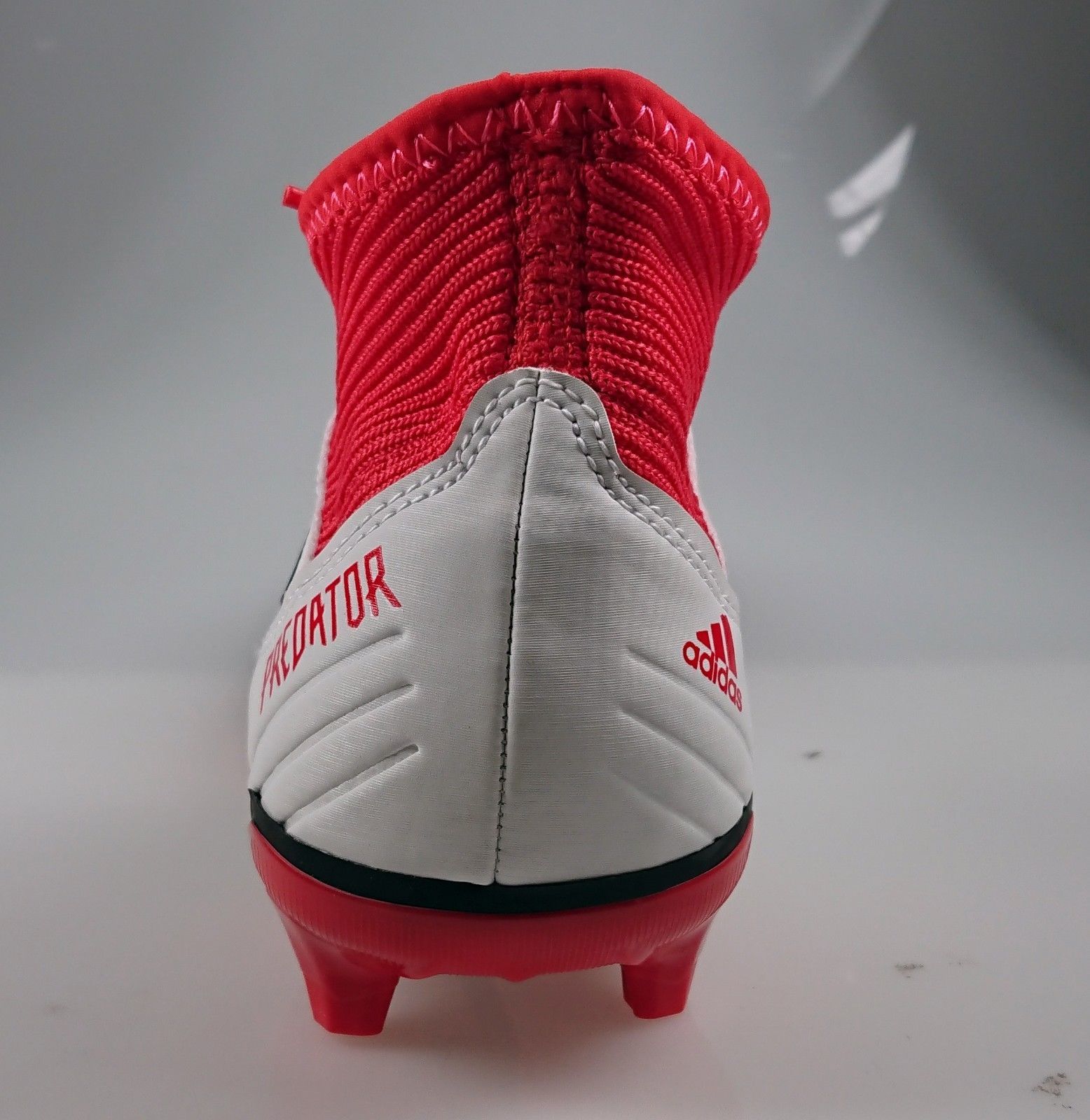Men's Pirma Soccer Cleats Gladiador Veneno Color Red Firm Ground 