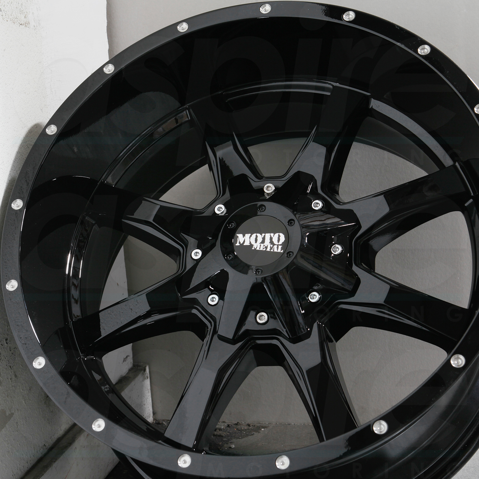 One 18x9 Moto Metal MO970 8x180 18 Gloss Black Wheel Rim - Wheels