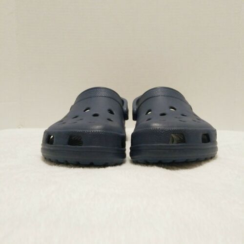 mens classic crocs size 11