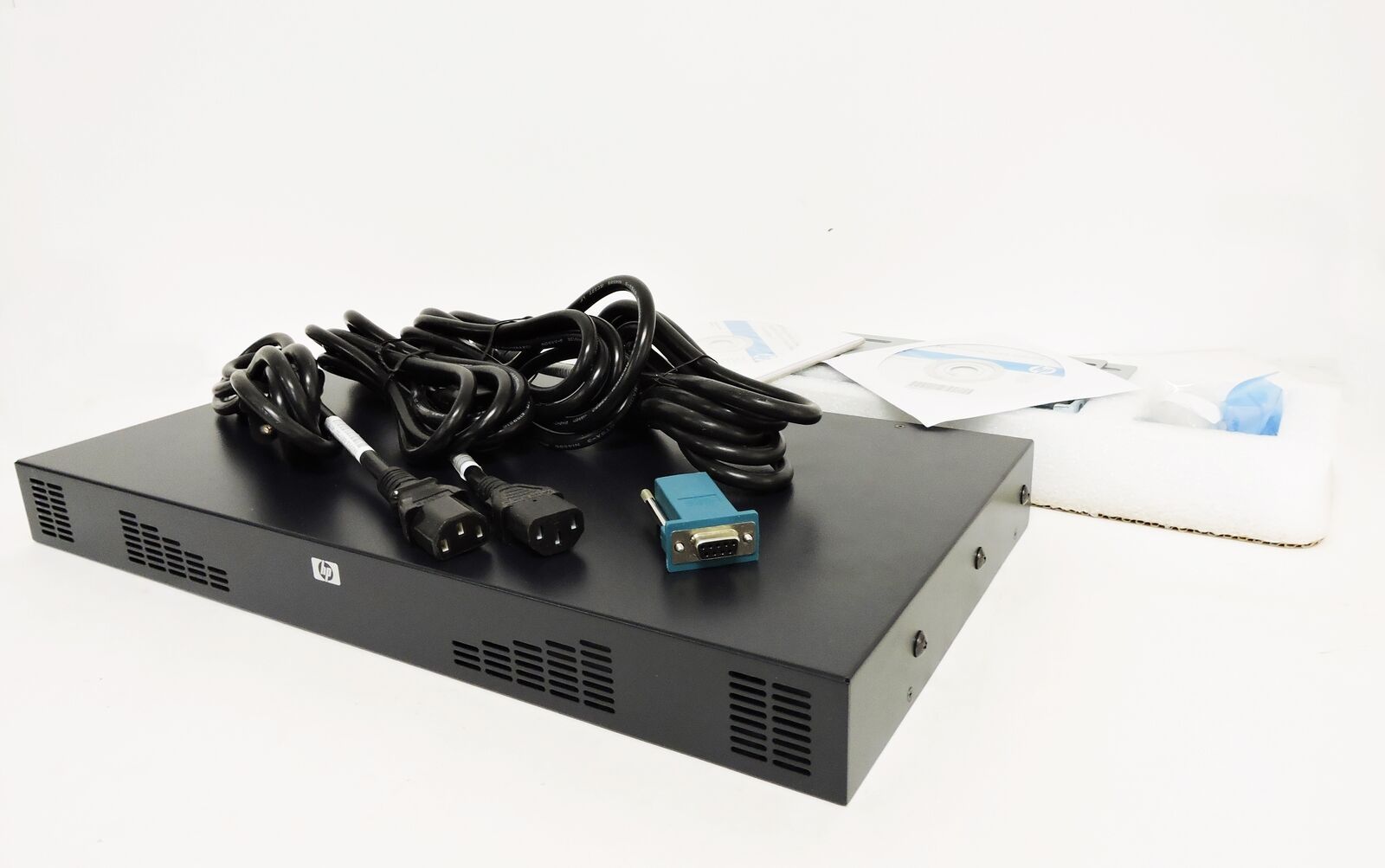 HP 578714002 IP Console Switch 2x1Ex16 KVM IP CNSL G2 VM CAC SW