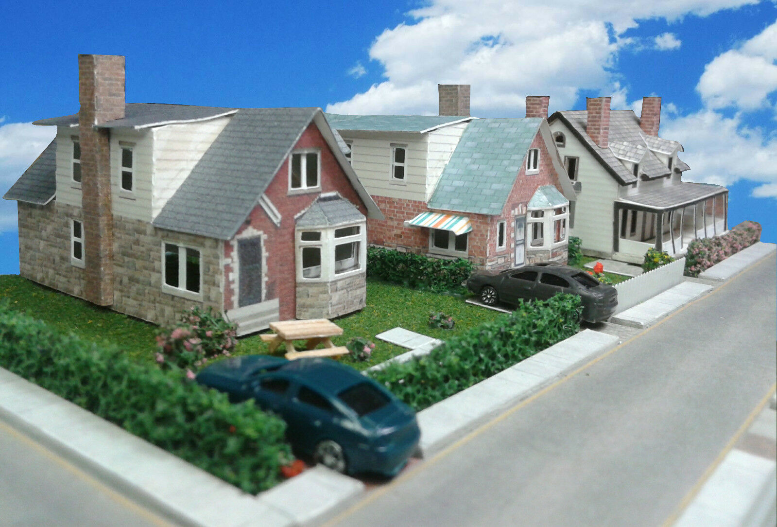 Z Scale Buildings Card Stock Houses (QTY 2) Houses Card Stock Kit