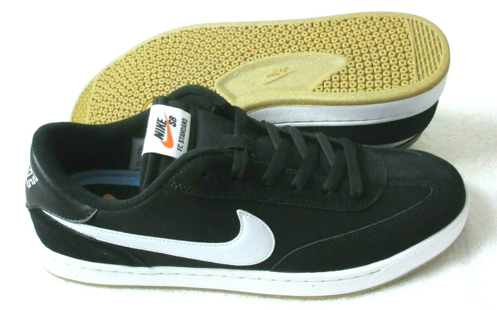 Nike SB FC Classic.