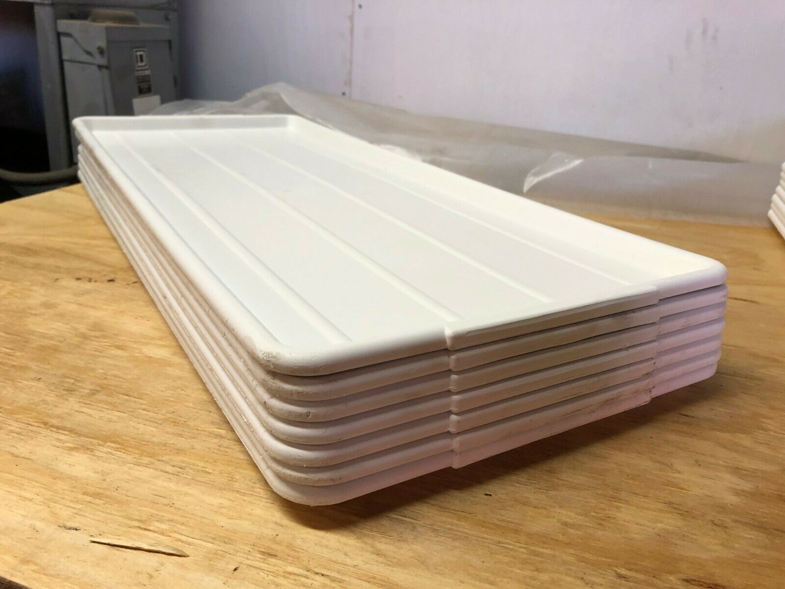 lot-of-7-white-long-narrow-plastic-meat-case-food-prep-serving-platter